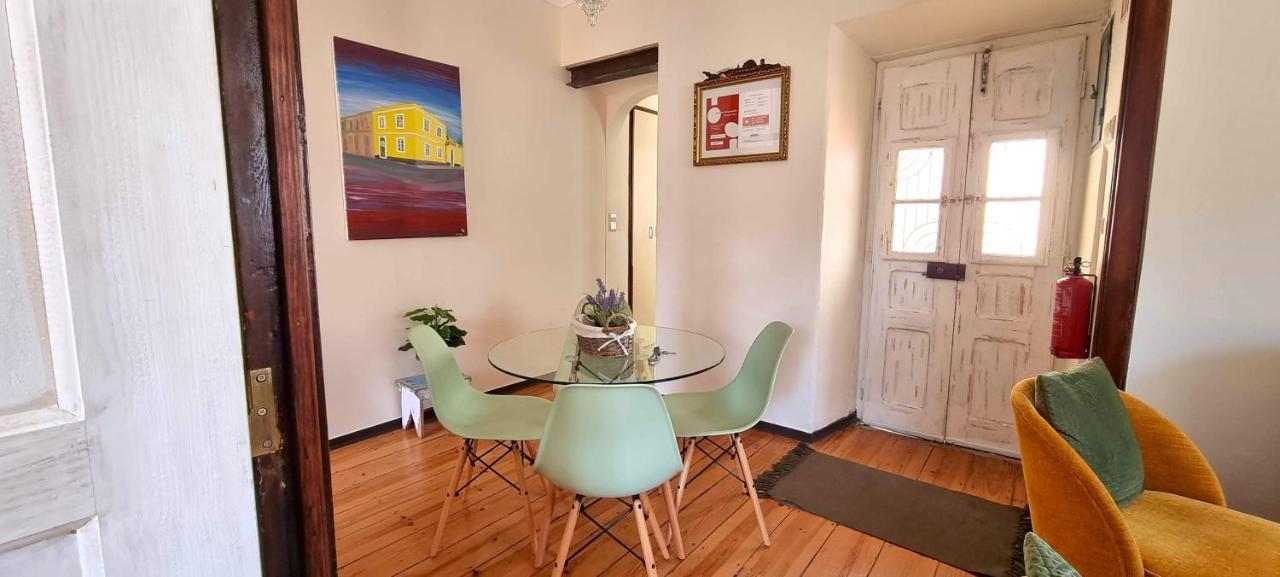 Casa Do Alfaiate Home&Breakfast Almada Bagian luar foto