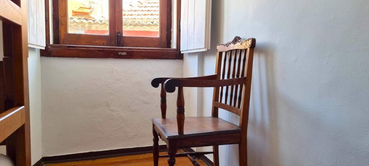 Casa Do Alfaiate Home&Breakfast Almada Bagian luar foto